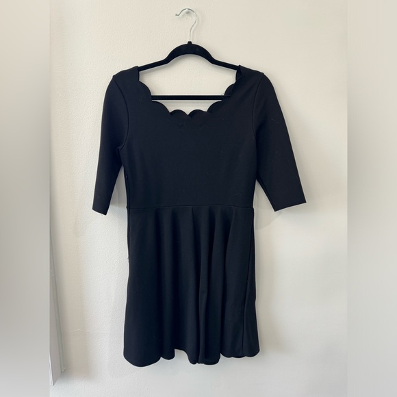 Tip the Scallops Black Scalloped Skater Dress - L - Picture 4 of 4